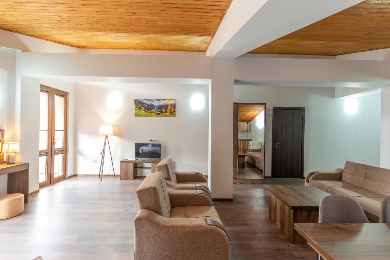 Pine Chalets By Ka Group Gudauri Dış mekan fotoğraf